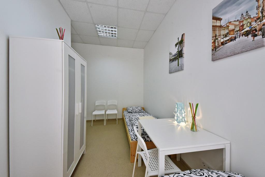 Laisves Avenue Hostel "Easy Kaunas" מראה חיצוני תמונה