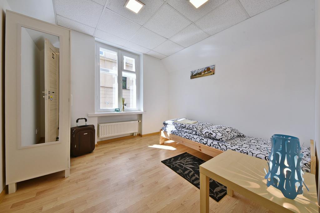 Laisves Avenue Hostel "Easy Kaunas" מראה חיצוני תמונה