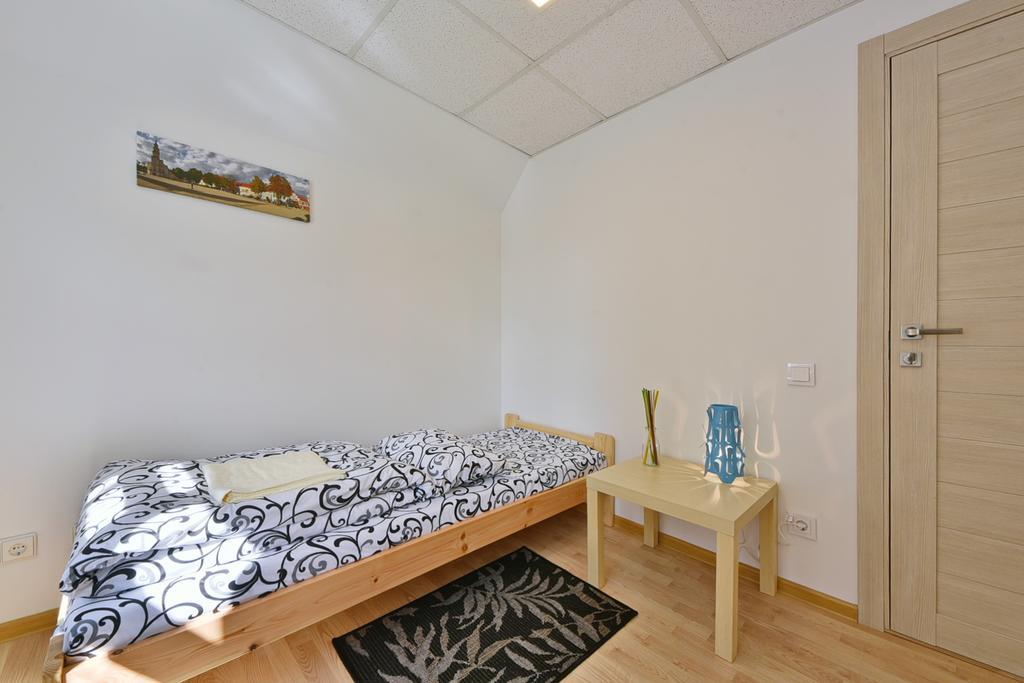 Laisves Avenue Hostel "Easy Kaunas" מראה חיצוני תמונה